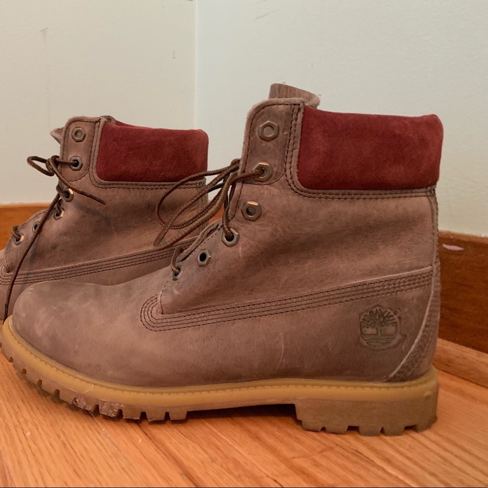 Maroon Top Timberlands